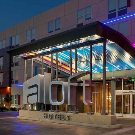 ホテル Aloft Indianapolis Downtown エクステリア 写真